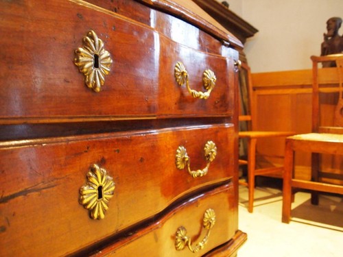 Bureau French stunning Walnut desk 18th century c1740 - Picture 6 of 12