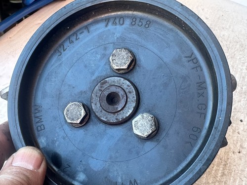 1997 - 2000 BMW 528i Power Steering Pulley Unit P: 1 740 858 OEM ! - Bild 2 von 6