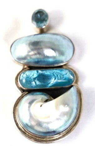 AMY KAHN RUSSELL Sea Shell Blue Stone Sterling Silver Pendant 2 3/4" Pre-owned - Picture 8 of 8