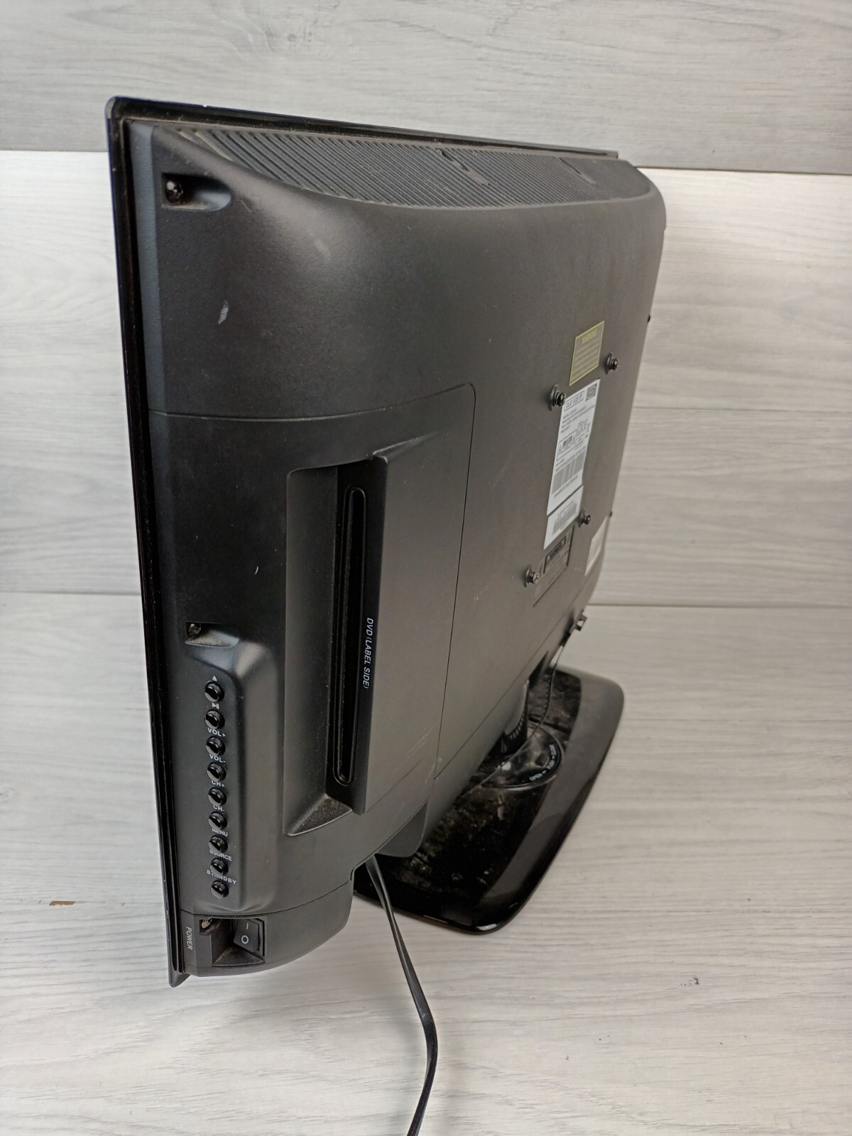 Technika LCD22212i 21.6" HD Inch LCD TV/DVD Combi No Remote Freeview