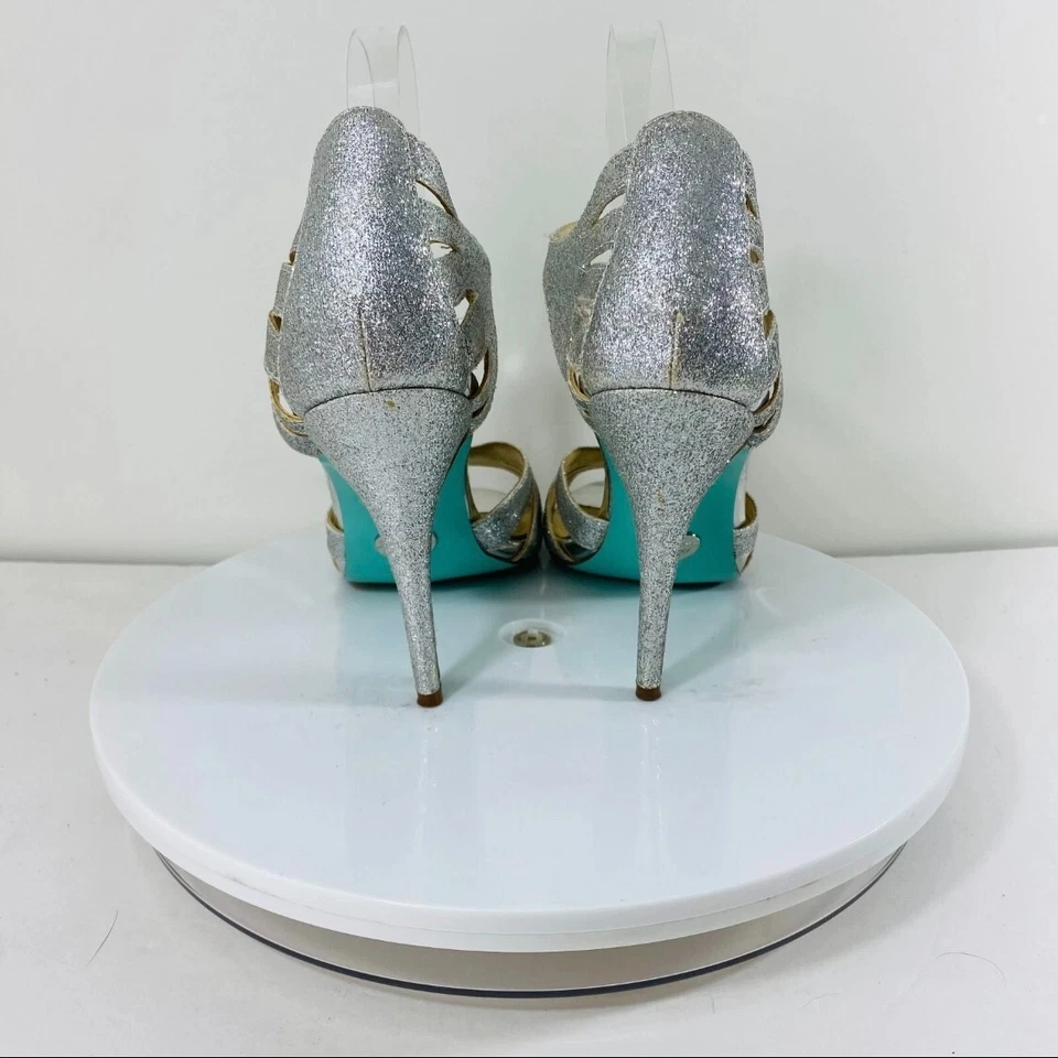 Женские туфли-лодочки Betsey Johnson 8,5 серебристые гламурные блестящие с открытым носком на лодыжке с Т-образным ремешком - Изображение 4 из 4