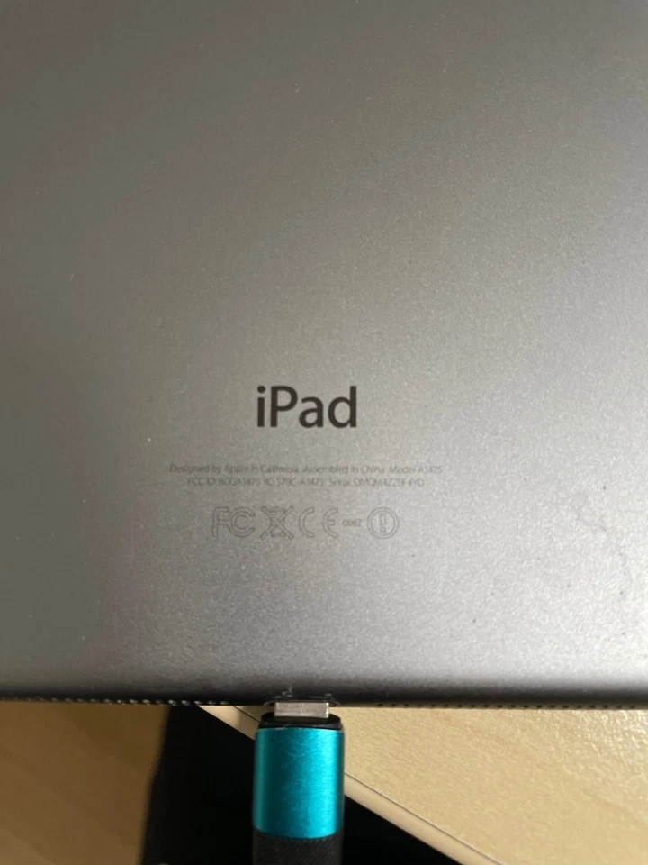 Apple iPad Air 1. Gen. 16GB, WLAN + Cellular (Vodafone), 24,64 cm, (9,7 Zoll) - - Bild 2 von 4