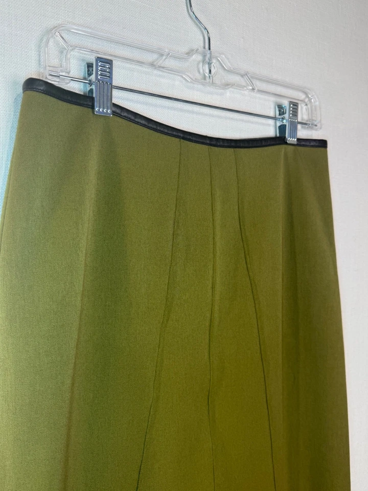 Falda CLAUDE MONTANA de cuero encuadernada sin bandas VERDE hasta la rodilla IT44 US8 de colección años 90 Foto 3 de 4