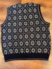 Van Heusen Men’s V-Neck Sweater Vest Pullover Medium Later Classic Grey Black — photo 7