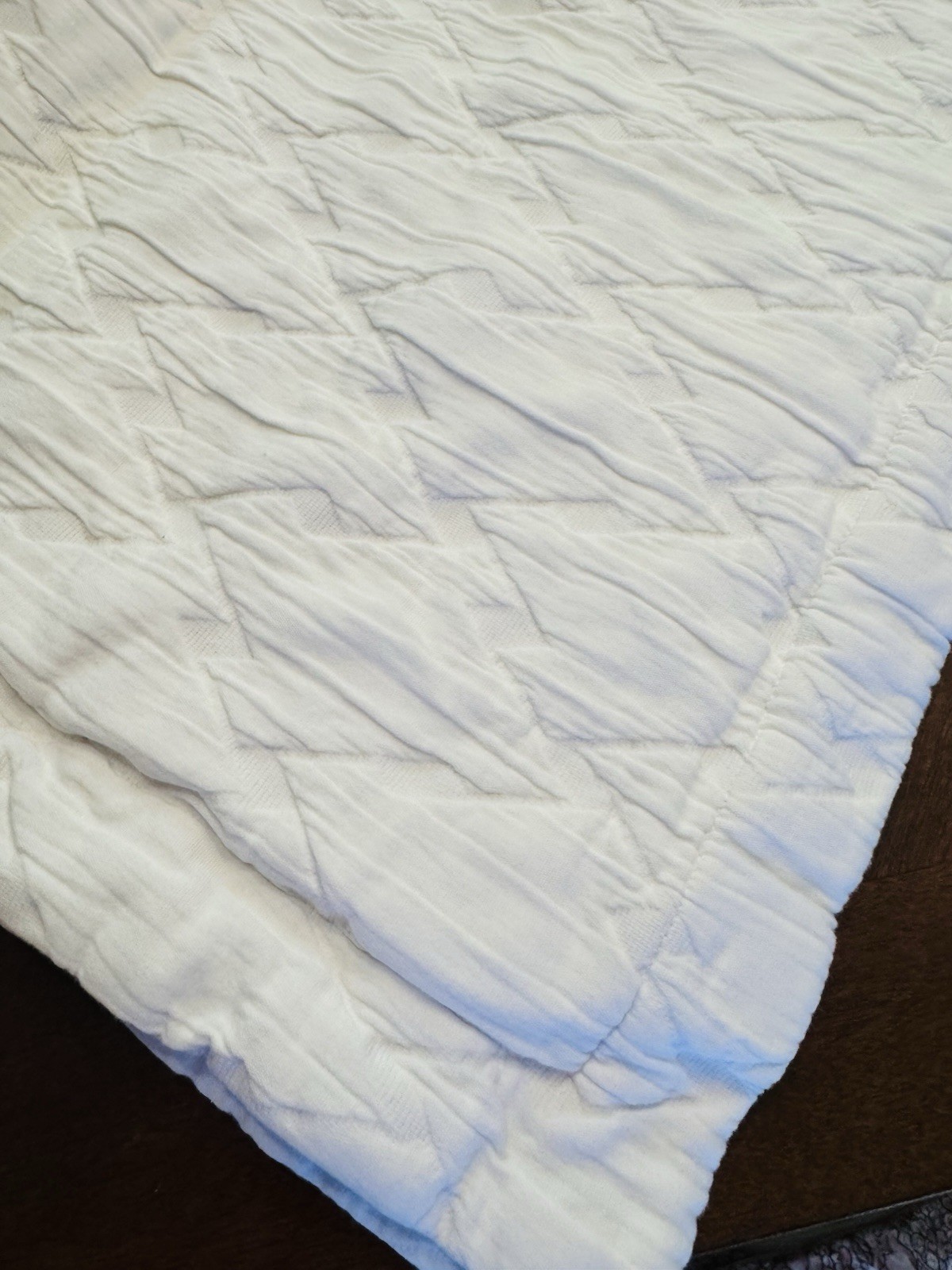 PEACOCK ALLEY King Pillow Sham Classic WHITE 100% COTTON Quilted Tufted