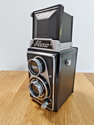 Vintage Flexo TLR Camera made in Germany