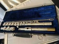  Gemeinhardt Flute w/Case 2 SP  Preowned