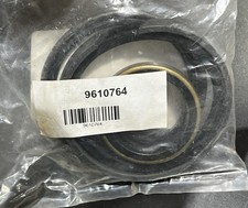 Case New Holland 9610764 NH Loader Bucket Tilt Hydraulic Cylinder Seal Kit NOS
