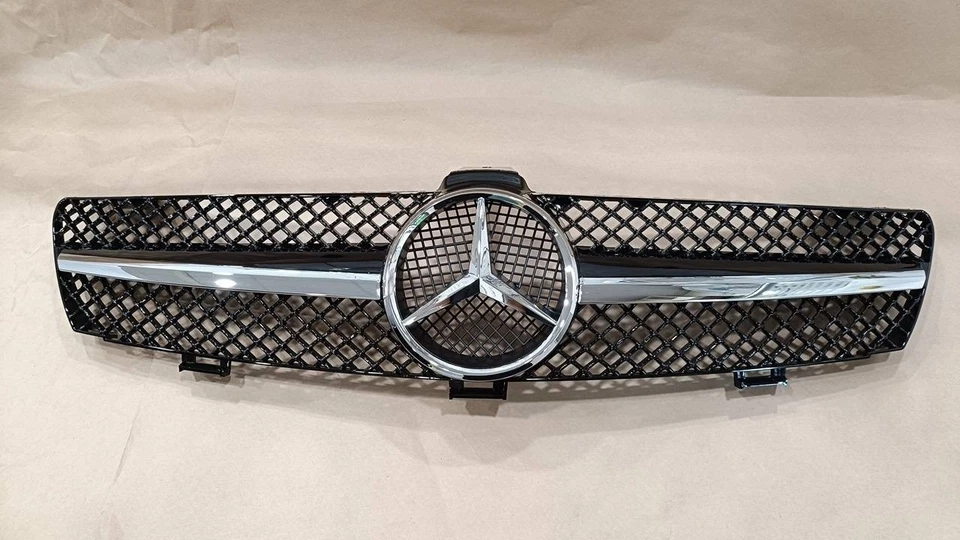 2005-2008 for Mercedes CLS63AMG CLS350 CLS500 550 W219 Black Grille Pre-Facelift - Image 2 of 4
