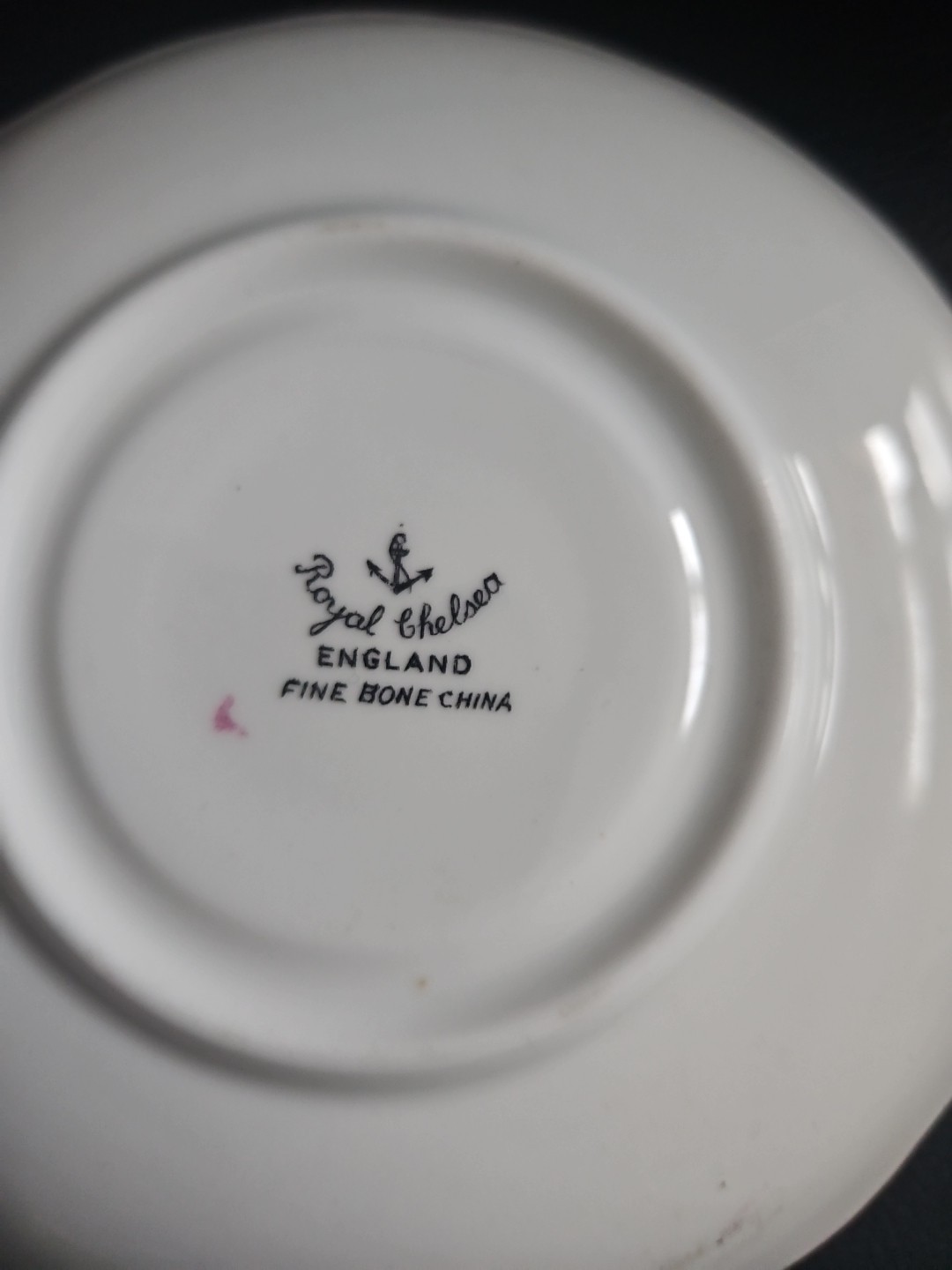 Royal Chelsea Fine Bone China Pink Roses Tea Cup And Saucer Gold Trim