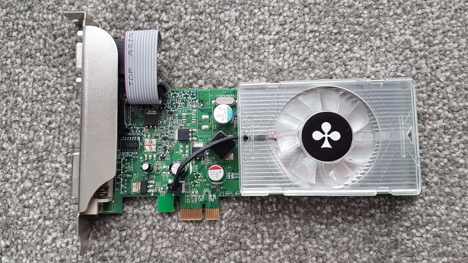 Club3D nVidia GeForce 210 512MB DDR2 PCI-e x1 DVI/VGA Graphics Card *Boxed* - Image 2 of 4