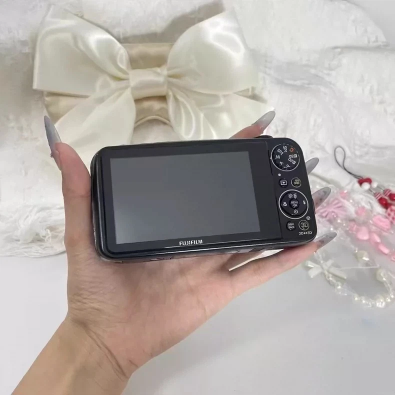 Fujifilm Finepix W3 Real 3D Compact Digital Camera Twin CCD Tested Working - Image 2 of 4