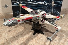 LEGO Star Wars: X-Wing Fighter (7191) 1st UCS (2000) Completo