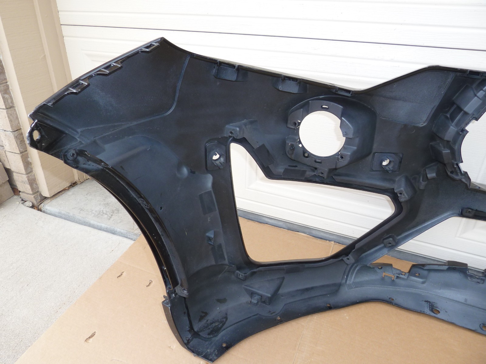 17-23 Maserati Levante Gransport GTS OEM Front Bumper Cover Skin OEM Black Facia