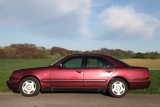 Mercedes-Benz E-Klasse (E 200, Baureihe 210, W 210, Limousine)