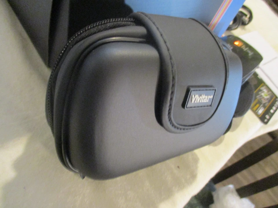 Vivitar DVR 947HD High Definition Compact Camcorder Black Tested - Image 2 of 4