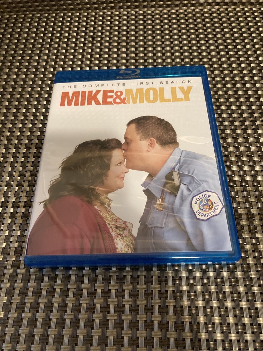 その他 Mike & Molly: Complete First Season [Blu-ray] Mike Molly: The Complete First Season (Blu-ray Disc, 2011, 2