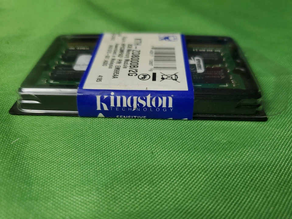 Kingston KTH - ZD8000B/2GB New In Box P/N EM995A SODIMM DDR2 200PIN PC2-5300 - Image 2 of 4