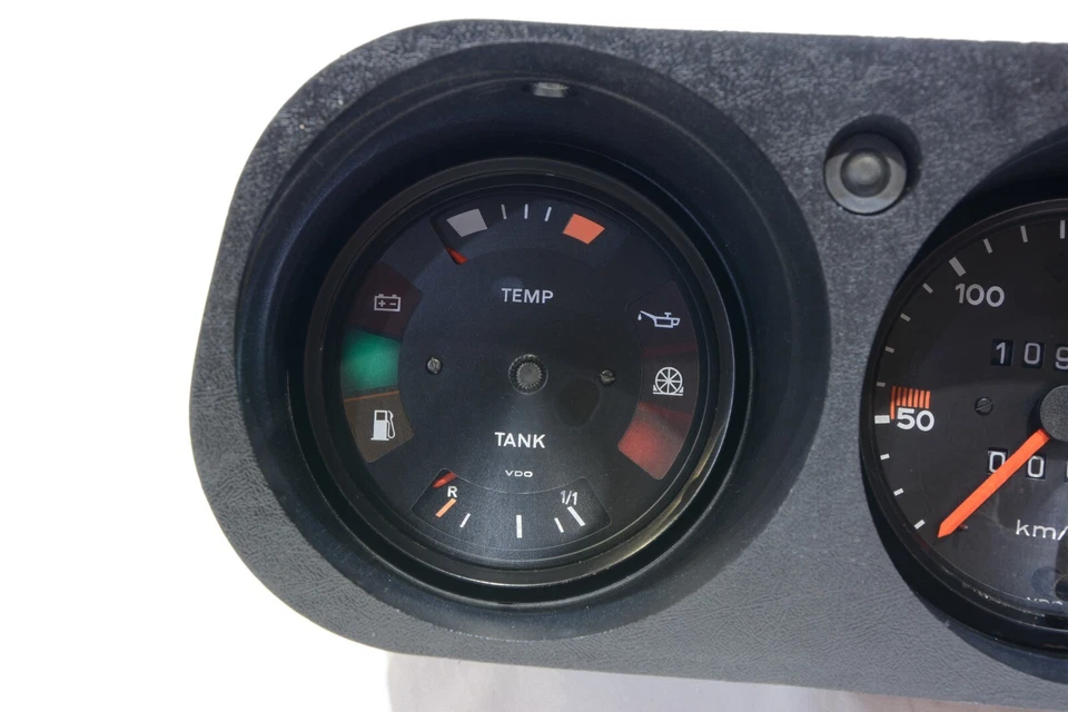 Porsche 924 early Instrument Gauge Cluster Speedometer Tachometer Tacho + Wiring - Image 2 of 4