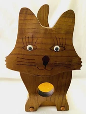 VINTAGE MCM HANDCRAFTED CARVED WOODEN CAT Children's BOOK HOLDER / Caddy