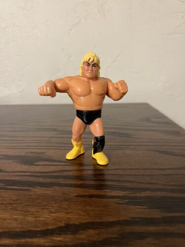 WWF Hasbro Greg The Hammer Valentine Wrestling Fig...