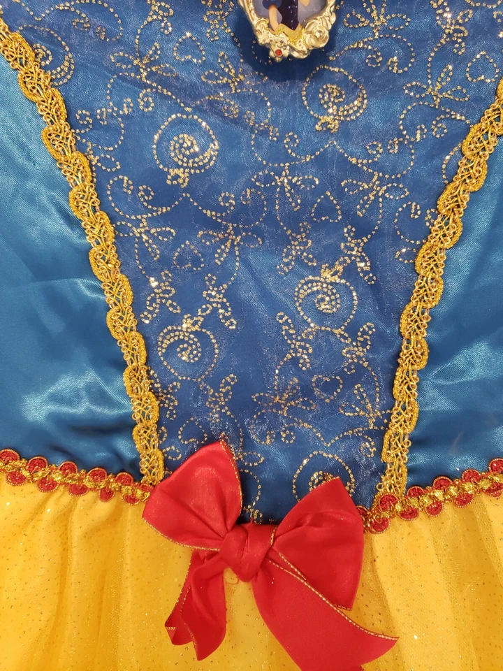 Белоснежный костюм платье принцесса ребенка размер 4/6 Disney Store выглядеть как - Изображение 3 из 4