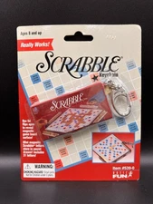 BASIC FUN Scrabble Board Game KEY CHAIN  NEW FACTORY SEALED Vintage 1999