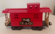 F.A.O. Schwarz Train Set Non Motorized Caboose Car Part Only Red 1006832 EUC