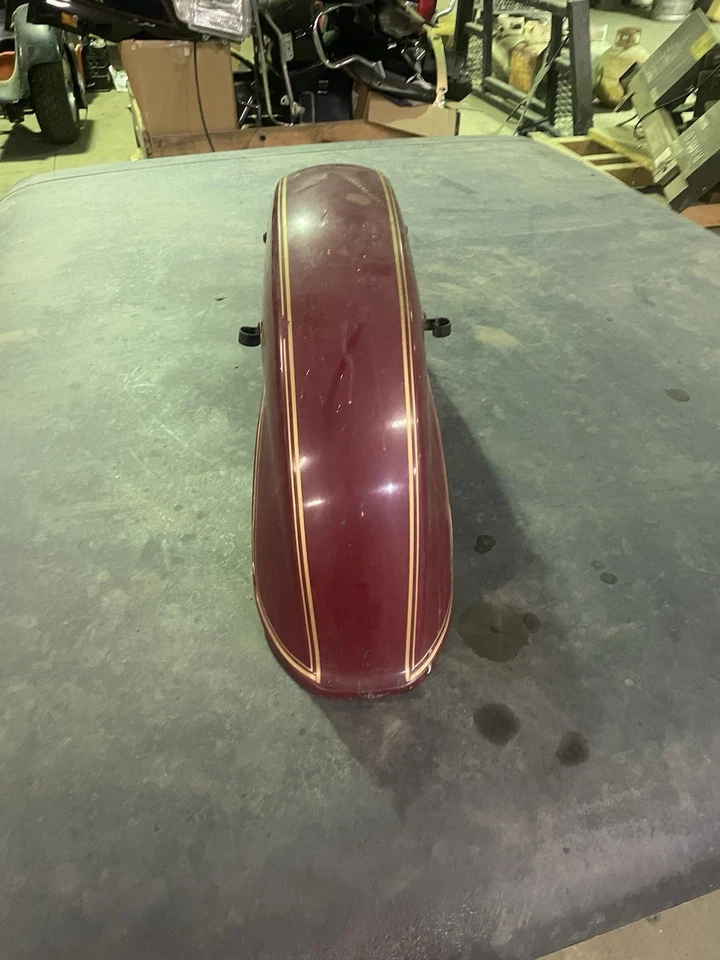 Guardabarros rueda delantera Honda Goldwing 1000 GL1000 75-79 Foto 2 de 4