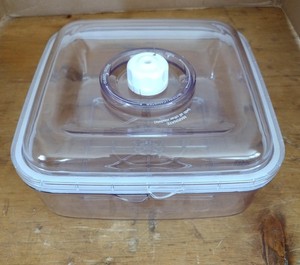 FoodSaver Square Vacuum Sealing 2.25 Qt 8" Quick Marinating Canister Clear