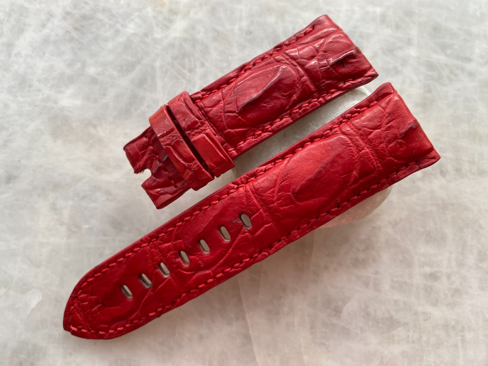Burgundy Alligator Print Leather Watch Band 22-24mm