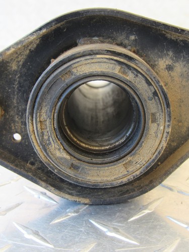 2003 03 POLARIS SCRAMBLER 50 REAR AXLE HOUSING CARRIER - Picture 4 of 13