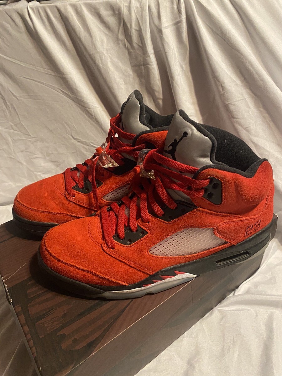 raging bull 5s size 8