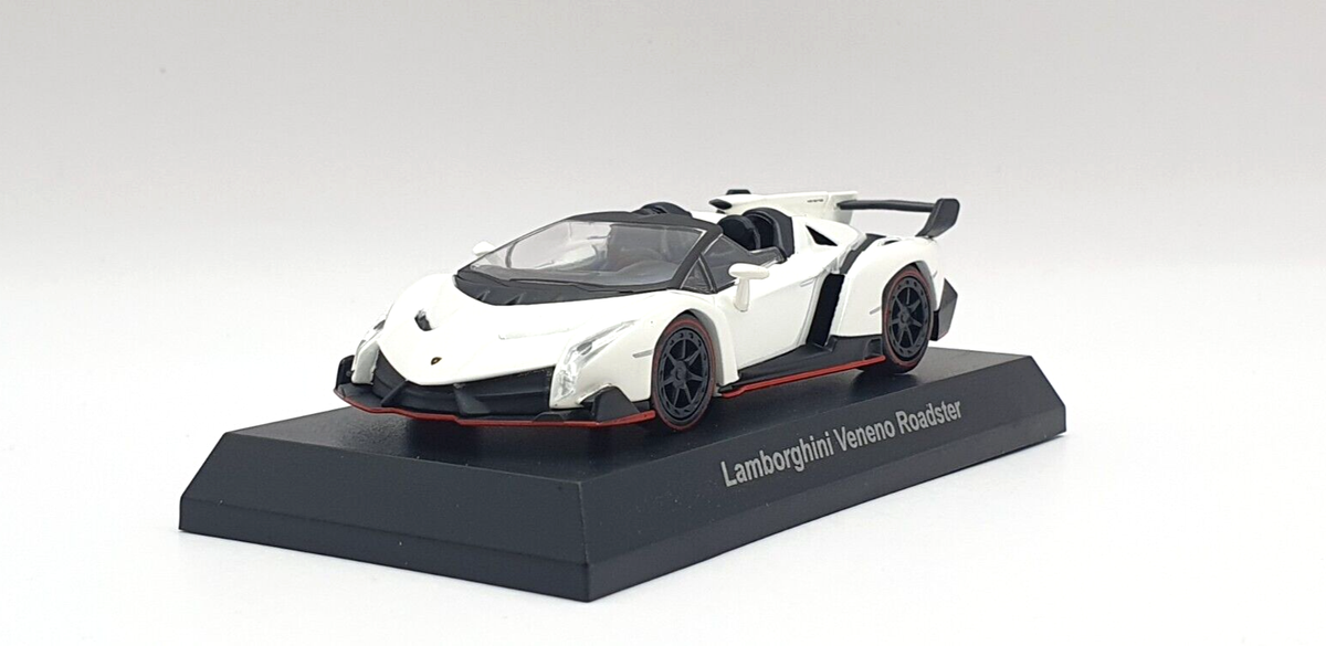 Lamborghini Veneno フルファンクションラジコンカー　WHITE Lamborghini Veneno フルファンクションラジコンカー WHITE