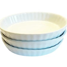 R&M Int’l Co. Set of 3 Porcelain Scalloped Creme Brulee Oval Ramekins Dishes