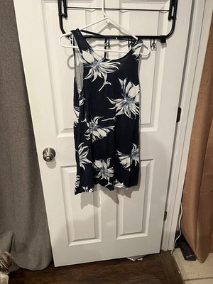 Women's Clothing Multiple Selection Sizes Small And Medium