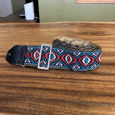 Guitar Strap Adjustable Length Total Length 51  Unbranded
