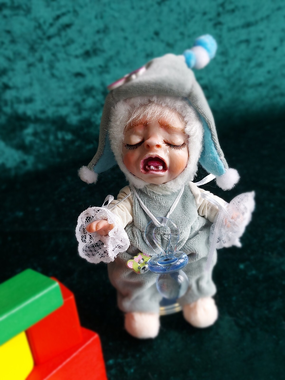 Teddy Puppe Unikat schreiendes Baby handgefertigt Sammlerstück OOAK