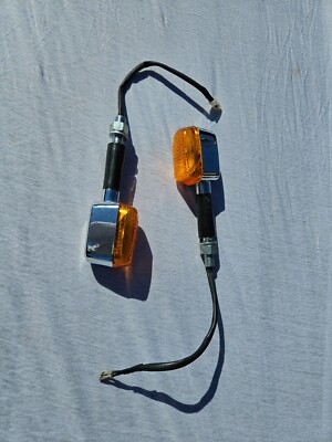 Royal Enfield Interceptor Continental GT 650 / Interceptor Blinker vorne L+R
