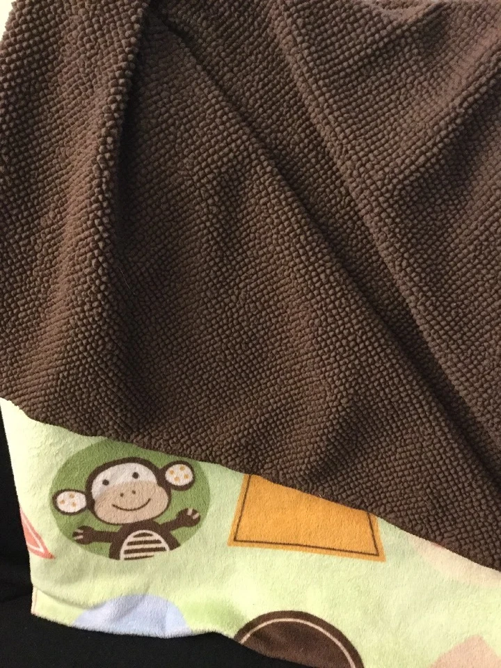 Manta Sherpa Target Circo Oso Verde Tortuga Rana Estrella Círculo Tortuga Marrón Foto 4 de 4