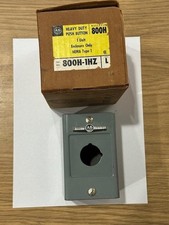 ALLEN BRADLEY 800H-1HZ NEMA TYPE 1 PUSH BUTTON ENCLOSURE  NEW IN BOX 