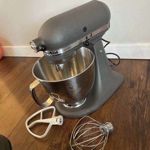 Kitchen Aid Mixer KSM150PSGR1 Artisan 10 Speed - Picture 4 of 7