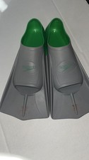 Speedo Short Blade Swim Fins Size 5-6 Training Flippers. endurance, Leg Strength