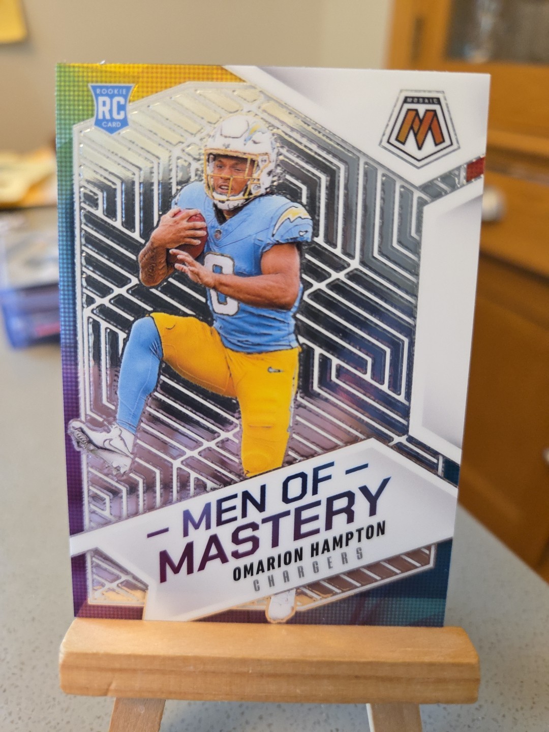 2025 Panini Mosaic ⭐Men Of Mastery⭐ #16 Omarion Hampton (RC) LA Chargers ⚡