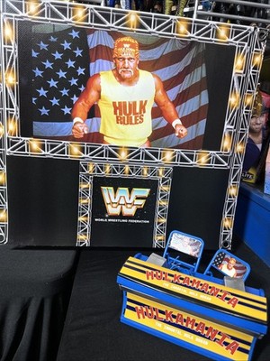 Custom WWE Hulk Hogan Entrance Banner & Hulkamania Table Set Combo!!