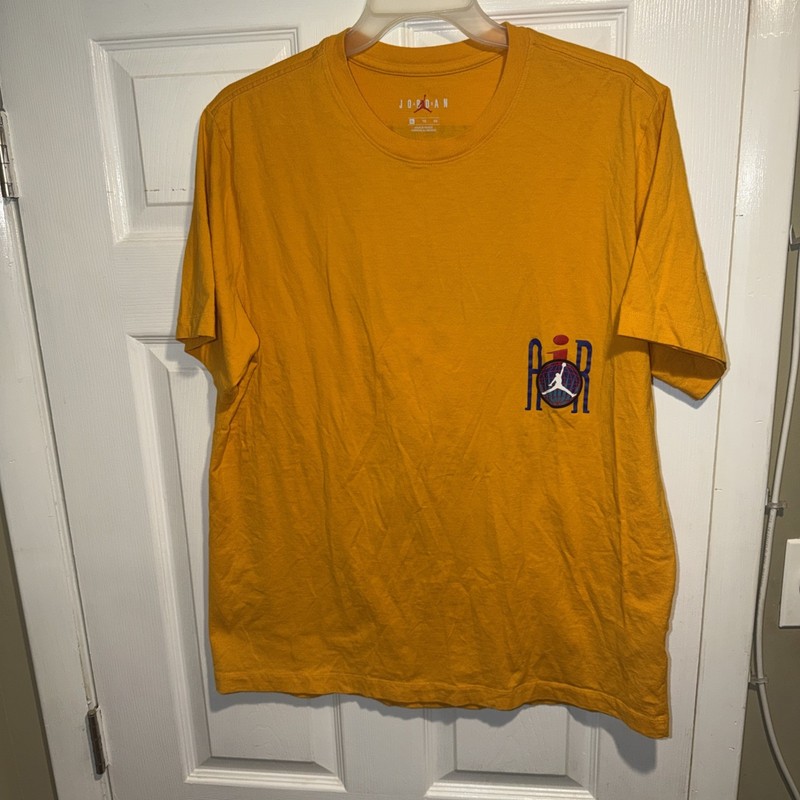 Air Jordan Brand Men's Big Jungle Logo Orange T-Shirt  Mens Sz XL Yellow 