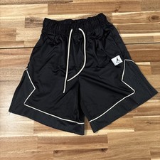 Nike Air Jordan Shorts Essentials Diamond Womens Shorts Black Gold DO5046 XSmall