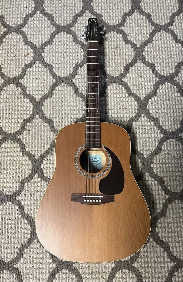 Seagull Guitars S6 Cedar With Case - Image 2 of 4