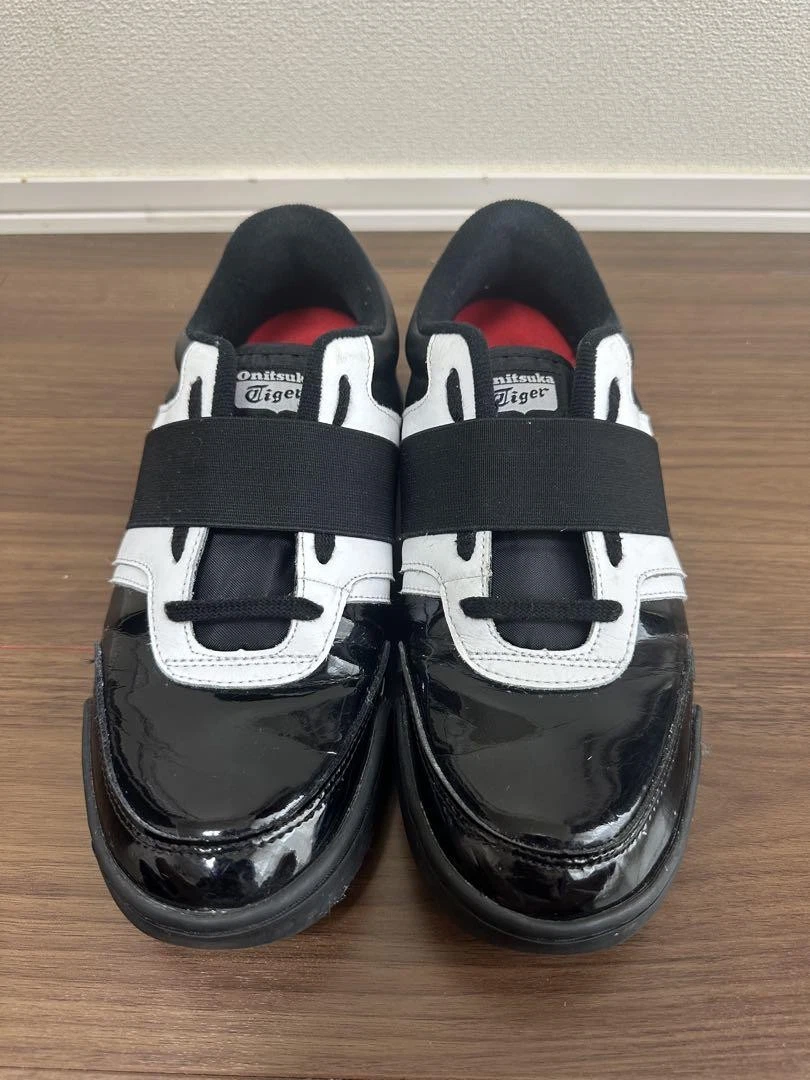 ASICS Sneakers Uomo 9.5US Onitsuka Tiger Nero Bianco