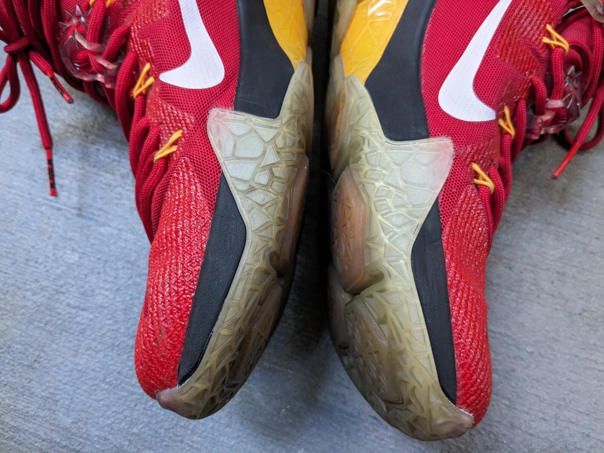 Nike LeBron 12 Elite Team Men 10.5 Red Basketball King James